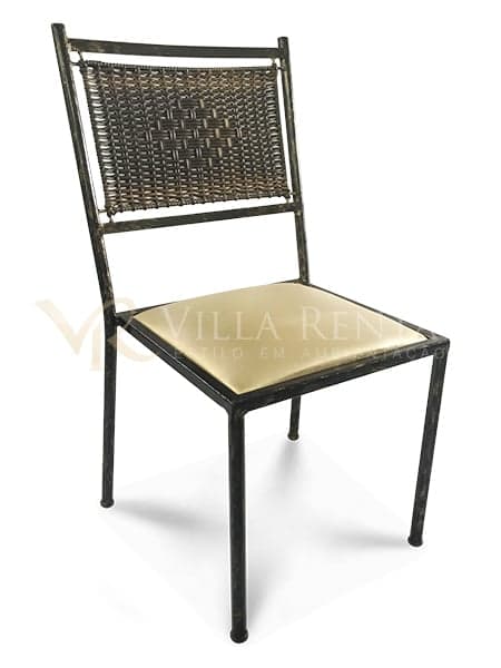 Cadeira Encosto Rattan Ferro