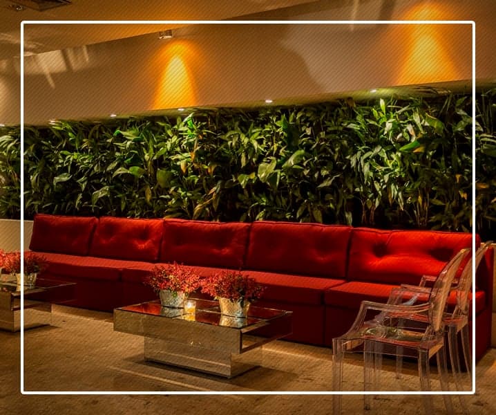 CORES NA DECORAÇÃO COM MOBILIÁRIOS VILLA RENTAL